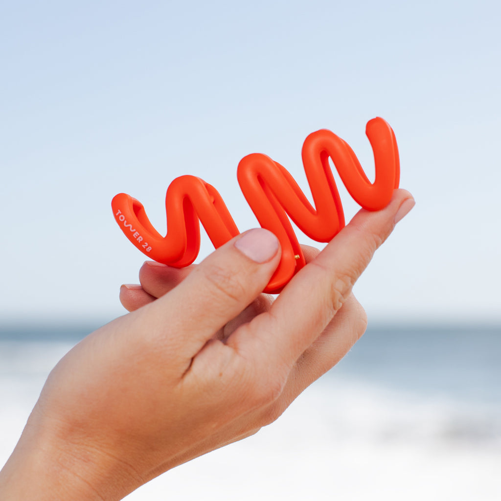 The ‘W’ Claw Clip Y1